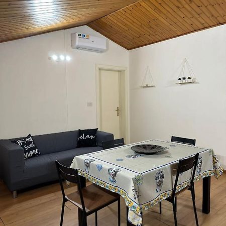 Appartement La Mansarda Di Melo à Catane Extérieur photo